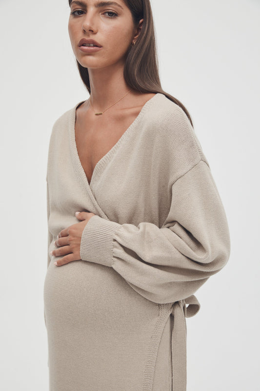 Pletené zavinovacie šaty - Béžové